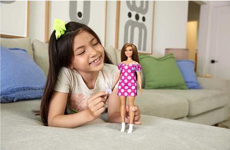 Barbie - Boneca Fashionista Curvy Vitiligo - Vestido com bolas, FASHIONISTAS