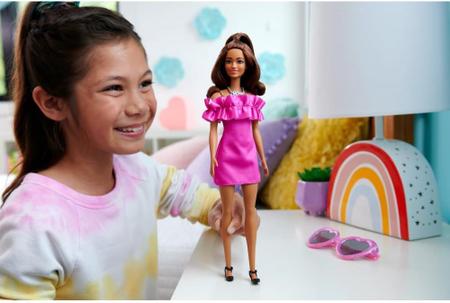 Imagem de Boneca Barbie Fashionistas 217 Latina Vestido Pink 2024 - Mattel