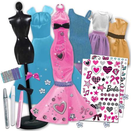 Boneca Barbie Kit de Design de Moda com Roupas - Aprenda Seja uma Estilista  - Tara Toys - Bonecas e Acessórios - Magazine Luiza