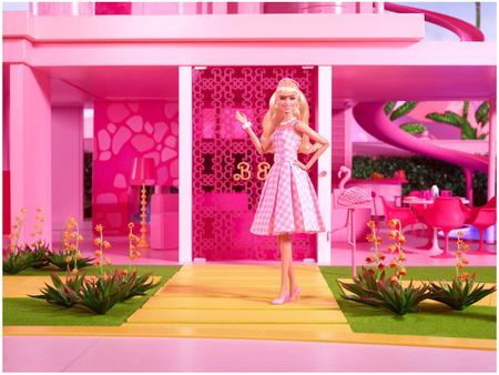 Boneca Articulada - Barbie Filme - Vestido Xadrez Rosa - Mattel - Bonecas -  Magazine Luiza