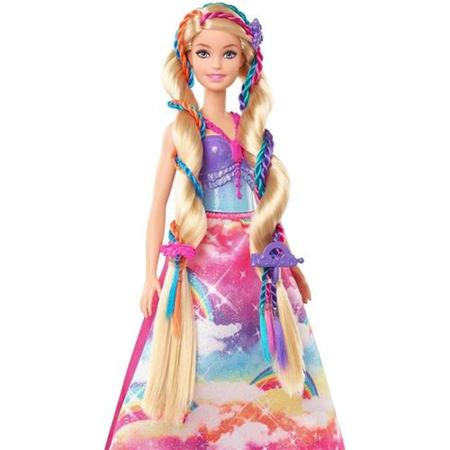 Boneca Barbie Princesa Dreamtopia Tranças Mágicas, com cabelo