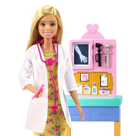 Boneca Barbie Quero Ser Cuidadora do Galinheiro Mattel Dhb63 em Promoção na  Americanas