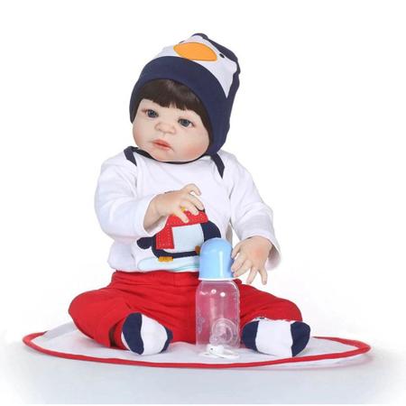 Bebê Lucas de Macacão (Bebe Reborn Menino de Silicone) – Bebe