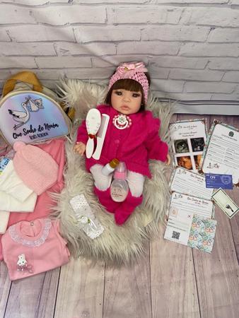 Boneca Bebê Tipo Reborn menina Barata Completa + de 23 Acessorios C/ Bolsa  - Que Sonho de Nenem - Bonecas - Magazine Luiza