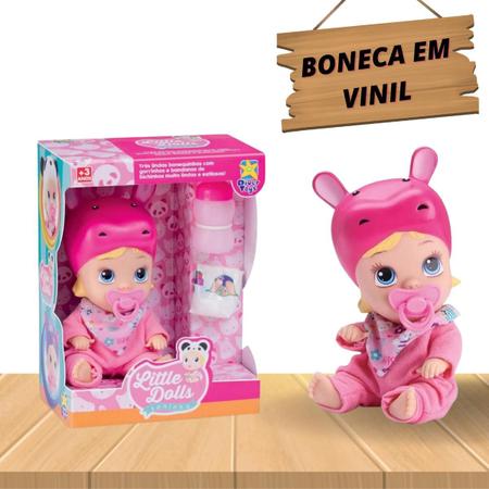 Imagem de Boneca em vinil com gorrinho de bichinhos para crianças