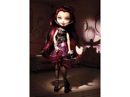 BONECA EVER AFTER HIGH FILHA DA RAINHA MÁ RAVEN QUEEN - Loja