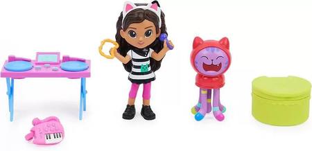 Boneca Infantil Cada Mágica Gaby Dollholse DJ Riso Netflix - Loja Zuza  Brinquedos