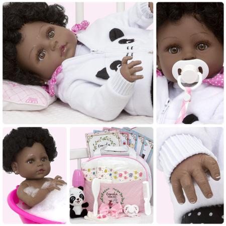 Bebe Reborn Menina Negra Panda Cabelo Cacheado Pode Banho - Cegonha Reborn  Dolls - Boneca em Tratamento de Câncer - Magazine Luiza