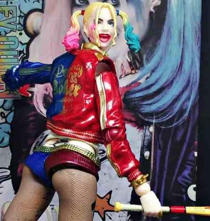 Boneca Harley Quinn Crazy Toys Arlequina Action Figure 30cm - Dangos -  Colecionáveis - Magazine Luiza