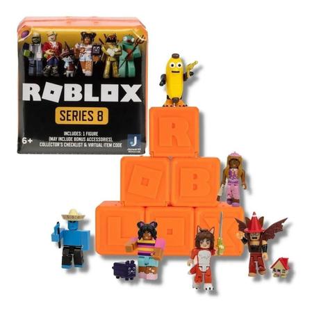 Brinquedo Roblox 5 Personagens e Acessórios