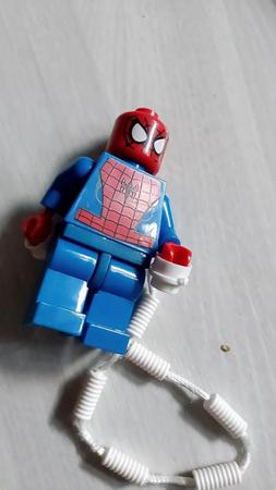 Imagem de Boneco compativel com Lego Homem Aranha com Skate Articulado