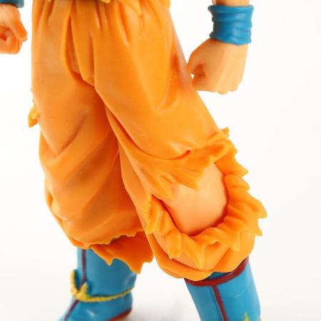 Boneco Dragon Ball Goku Instinto Superior 18 cm - Issam - Colecionáveis -  Magazine Luiza