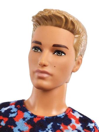 Imagem de Boneco Ken Fashionista 118 Mattel