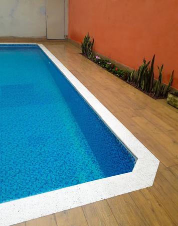 Imagem de Borda Atérmica Piscina 50x25x1,5cm Malibu Branco - Kit 24pç