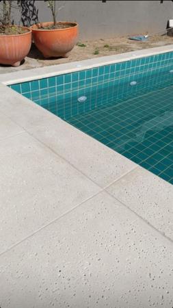 Borda Piscina Atermica Boleada 50x25x1,5cm Fendi - SALVATTORE