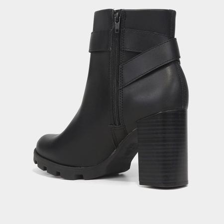 Bota cano curto beira rio fivela tratorada best sale feminina