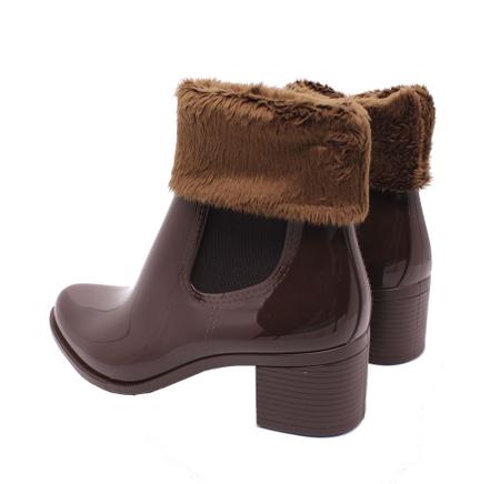 Polaina com best sale bota cano curto