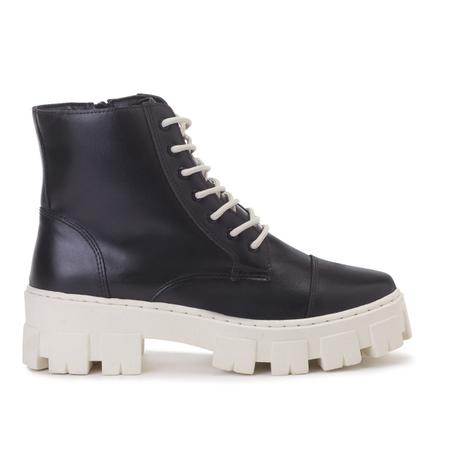 Look com bota cano curto sales de cadarço