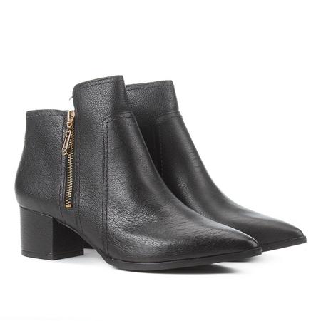 Bota jorge bischoff zattini 2025