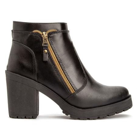 Bota Arezzo Cano Médio Preta Couro Tratorada Zíper | ZZ MALL