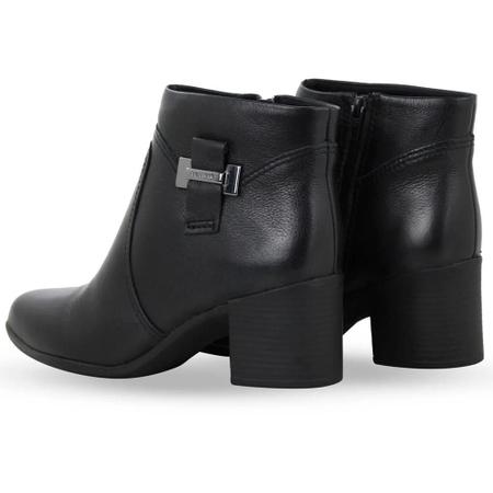 Bota cano curto salto baixo feminino bottero Imagem de Bota cano curto salto baixo feminino bottero