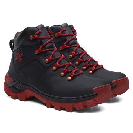 Bota Coturno Adventure em Couro Legítimo Quaresmeira - Via Livre Imagem de Bota Coturno Adventure em Couro Legítimo Quaresmeira