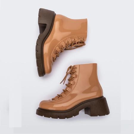 Botinha hotsell melissa 2018