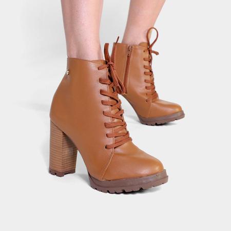 Bota coturno via uno tratorada sale feminina