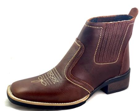 Bota Country Texana Vaquejada Masculina Cor Marrom Couro Botina Bico Quadrado Solado Costurado 3140 - CAMPOLINA Imagem de Bota Country Texana Vaquejada Masculina Cor Marrom Couro Botina Bico Quadrado Solado Costurado 3140