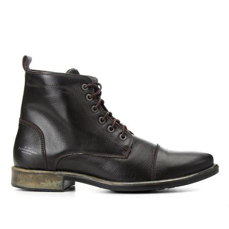 Bota masculina sale acostamento