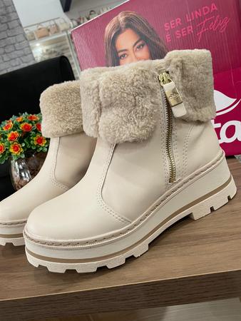 Imagem de Bota Feminina Dakota Coturno Tratorado Com Pelos / G5712