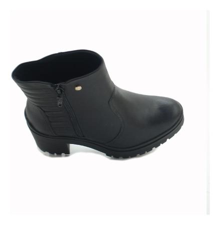Bota solado grosso 2025