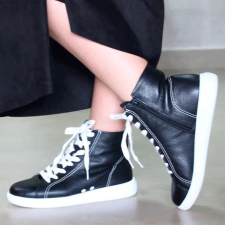 Bota Feminina Usaflex Preta Coturno Cano Curto Salto Baixo