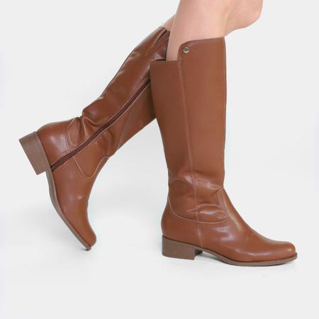 Bota via uno lisa cheap marrom
