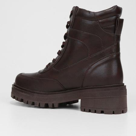 Bota Mooncity Cano Baixo Feminina Imagem de Bota Mooncity Cano Baixo Feminina