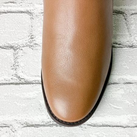 Bota Ramarim cano curto na cor caramelo - B19 Imagem de Bota Ramarim cano curto na cor caramelo - B19