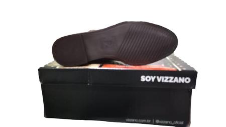 Imagem de Bota rasteira feminina vizzano 3077.106 salto baixo 2,5 cm altura