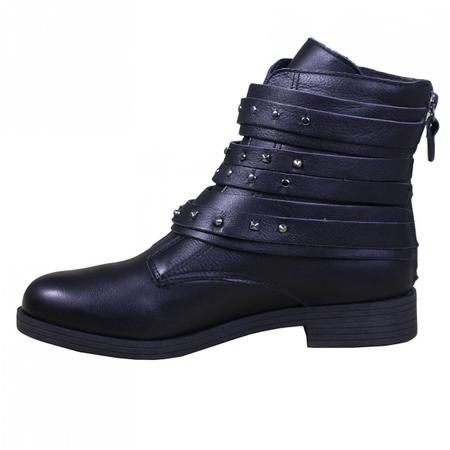 Raphaella deals booz bota