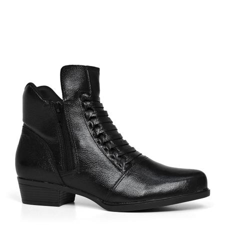 Bota Salto Baixo com Detalhe Tressê Italeoni Imagem de Bota Salto Baixo com Detalhe Tressê Italeoni