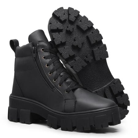 Bota Tratadora Feminina Coturno Blogueira Plataforma Preta 038 - AF Imagem de Bota Tratadora Feminina Coturno Blogueira Plataforma Preta 038