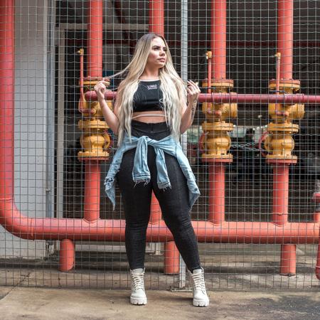 Bota tratorada cheap couro feminina