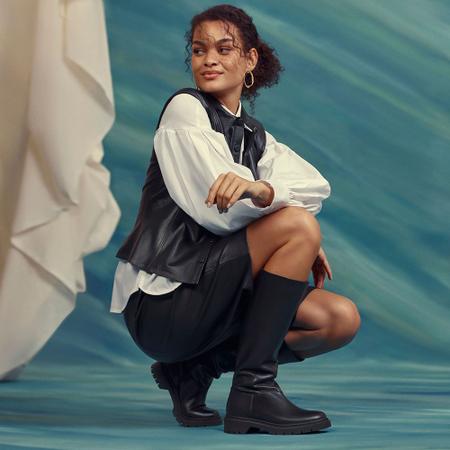 Bota Tratorada Cano Longo Preto Couro Usaflex Bota Feminina