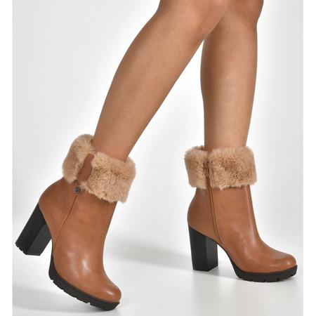 Bota feminina cano curto caramelo sales