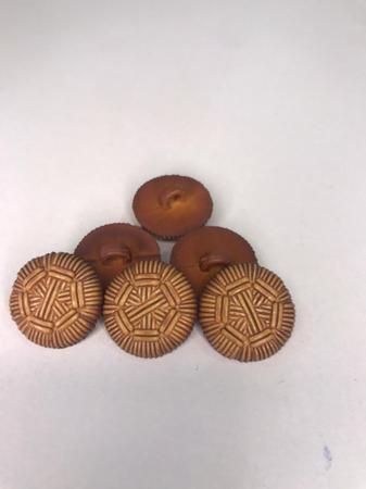 botões de madeira 
