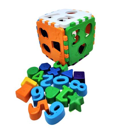 Kit De Cubos Mágicos Cubo Series Fungame Kit Com 06 Cubo Mágico Modelos  Diferentes Desliza Facilmente estimula a criatividade : :  Brinquedos e Jogos