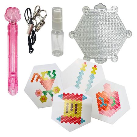 Imagem de Brinquedo Educacional Bolinha Magica Contas Aquabeads que Grudam com Spray de Agua Kit com 48 peças