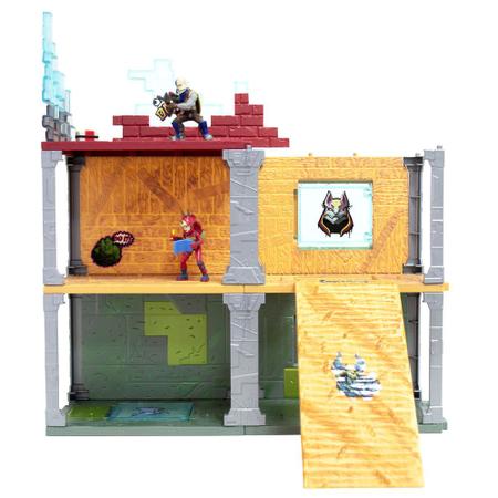 Playset Fortnite Battle Royale Mega Forte Com 2 Mini Bonecos