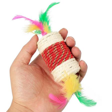 Brinquedo Gato Bolinha Sisal Catnip Com Penas Formato Cilindro - Napi Imagem de Brinquedo Gato Bolinha Sisal Catnip Com Penas Formato Cilindro