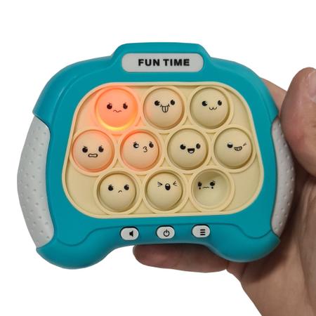 Brinquedo Pop It Eletrônico Emoji Gamer Anti Stress Lançamento 2023 O  Brinquedo Do Momento - pop it Emoji - Pop It Fidget - Magazine Luiza