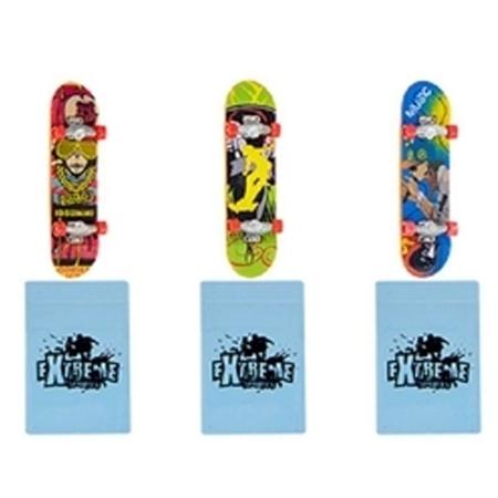 Skate De Dedo Com Rampa Barato Skate Fingerboard Radical em Promoção na  Americanas